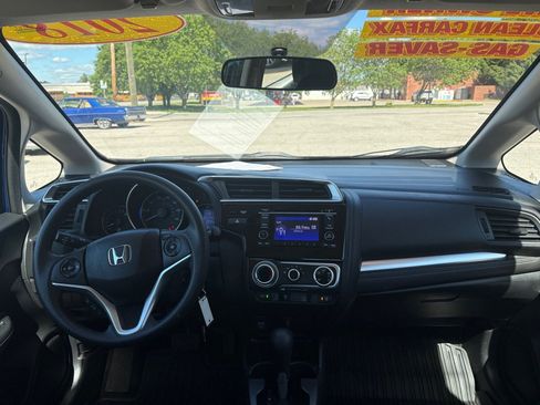 Used 2018 Honda Fit LX image 13