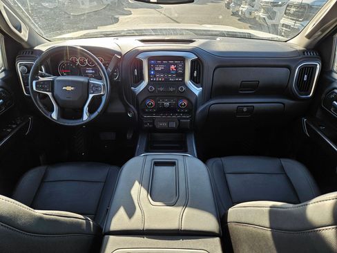 Used 2021 Chevrolet Silverado 1500 LTZ w/ Z71 Off-Road Package AWD/4WD image 28