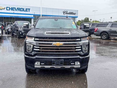Used 2022 Chevrolet Silverado 2500 High Country AWD/4WD image 6