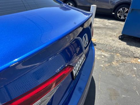 Used 2023 Honda Civic Sport image 4