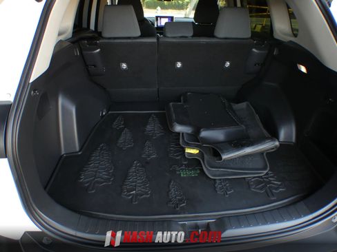 Used 2023 Toyota RAV4 AWD Hybrid image 75