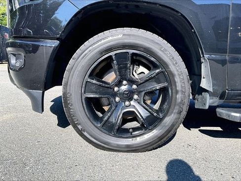 Used 2022 RAM 1500 Big Horn AWD/4WD image 9