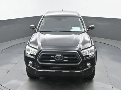 Used 2021 Toyota Tacoma SR5 RWD image 31