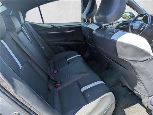 Used 2025 Toyota Camry SE FWD image 14
