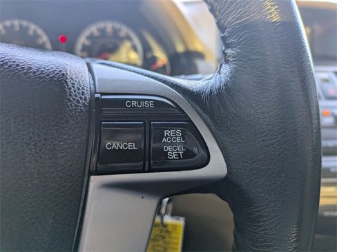 Used 2009 Honda Accord EX-L image 25