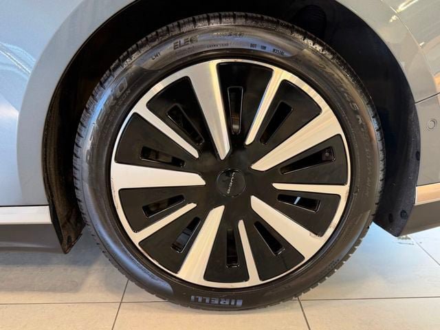 Used 2025 Lucid Air Touring AWD/4WD image 40