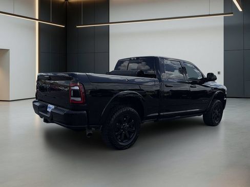 Used 2022 RAM 2500 Laramie AWD/4WD image 6