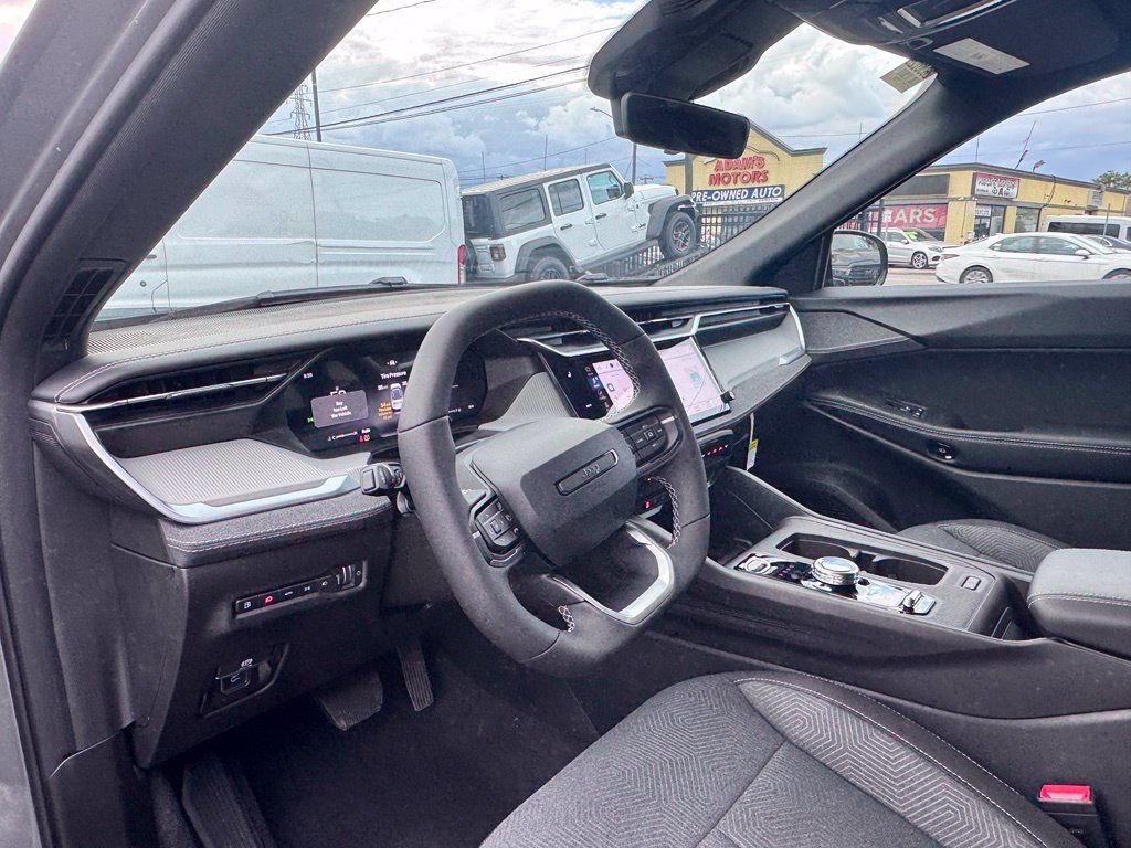 New 2026 Jeep Cherokee Laredo AWD/4WD image 13
