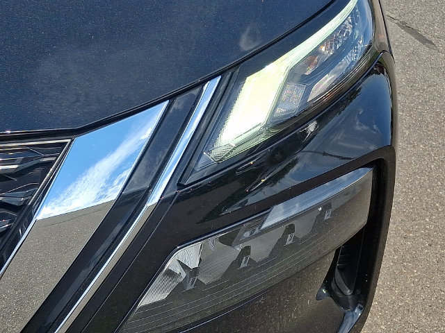 Used 2023 Nissan Rogue S FWD image 9