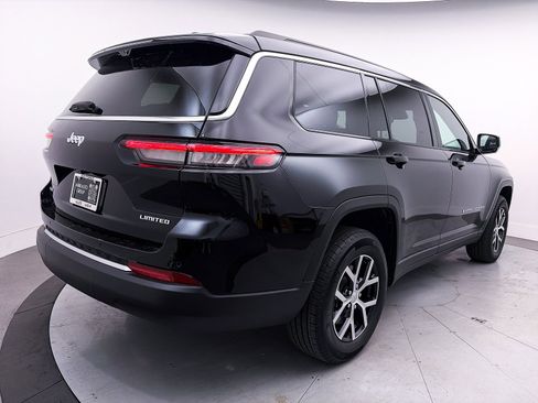 Used 2024 Jeep Grand Cherokee L Limited w/ Luxury Tech Group II image 15