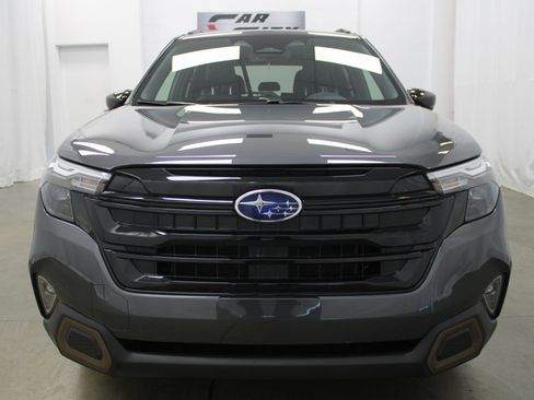 Used 2025 Subaru Forester Sport w/ Popular Package #1 image 2