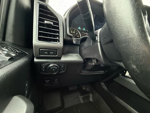 Used 2018 Ford F150 XLT w/ Equipment Group 302A Luxury image 21