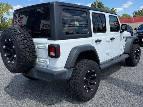 Used 2018 Jeep Wrangler Unlimited Sport S AWD/4WD image 2