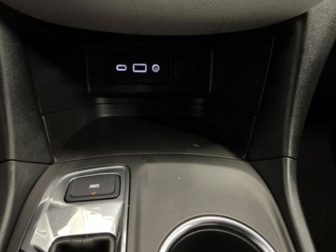Used 2024 Chevrolet Equinox LS w/ LS Convenience Package AWD/4WD image 19