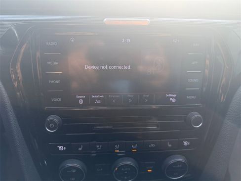 Used 2021 Volkswagen Passat 2.0T R-Line image 21