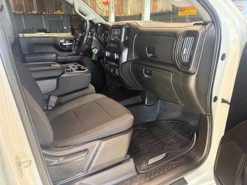 Used 2022 GMC Sierra 2500 Pro w/ Gooseneck/5TH Wheel Package image 31