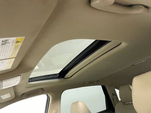 Used 2018 Acura MDX FWD w/ Technology Package image 16