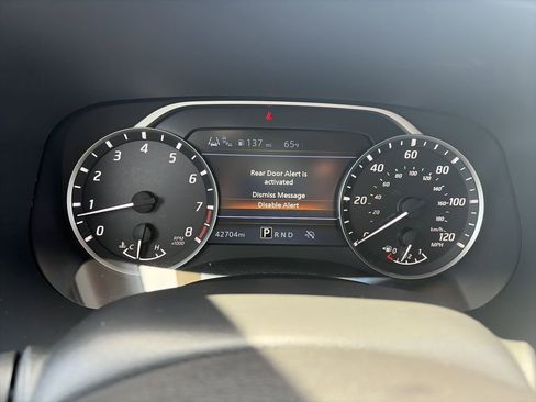 Used 2024 Nissan Frontier SL w/ Technology Package RWD image 35
