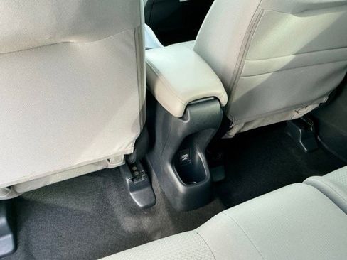 Used 2020 Honda HR-V EX image 10