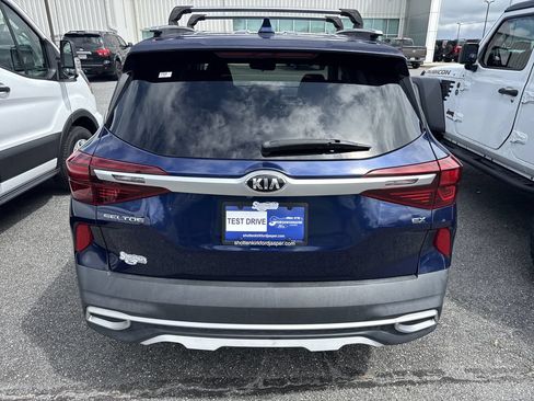 Used 2021 Kia Seltos EX AWD/4WD image 8