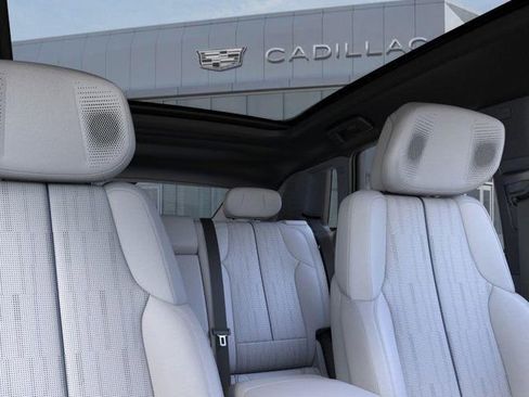 New 2026 Cadillac Lyriq Premium Luxury w/ LPO, Floor Liner Package AWD/4WD image 24