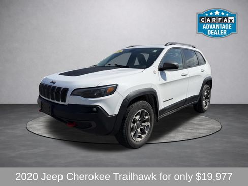 Used 2020 Jeep Cherokee Trailhawk w/ Cold Weather Group AWD/4WD image 5