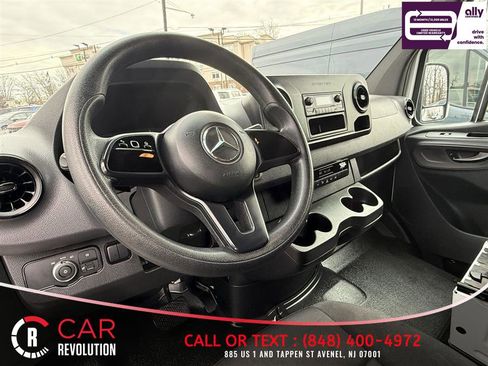 Used 2019 Mercedes-Benz Sprinter 170 Cargo image 12