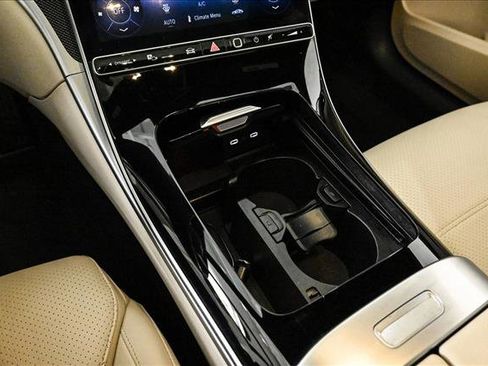 Certified 2025 Mercedes-Benz C 300 4MATIC Sedan image 13