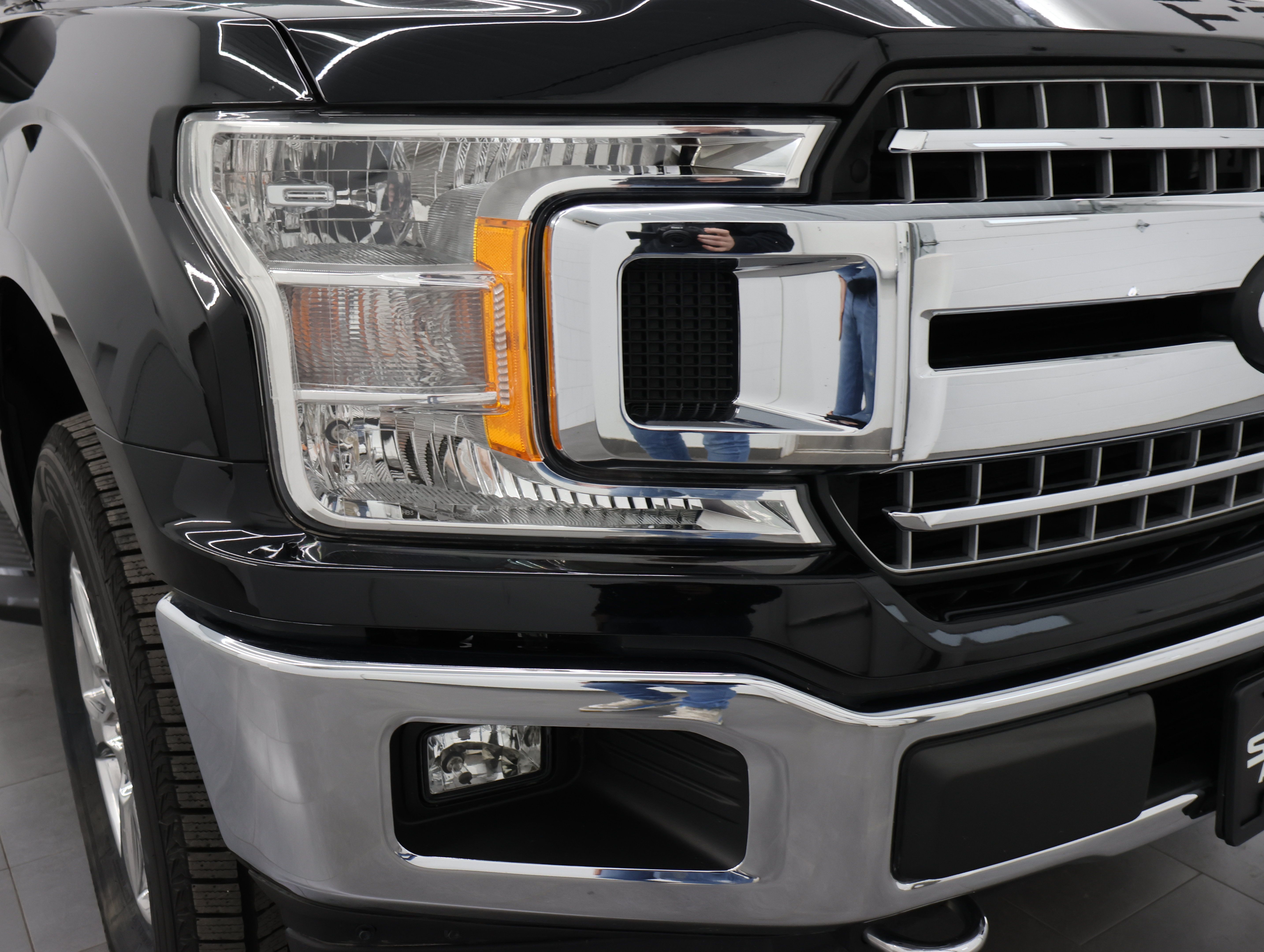 Used 2018 Ford F150 XLT w/ Equipment Group 302A Luxury AWD/4WD image 22