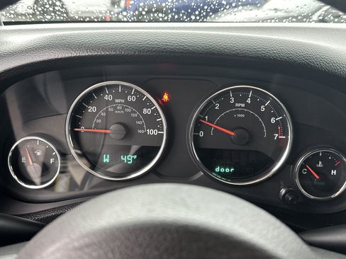 Used 2013 Jeep Wrangler Unlimited Sport image 20