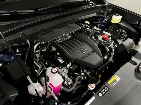 Certified 2026 Toyota Grand Highlander Limited image 10