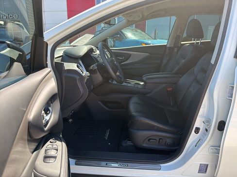 Used 2023 Nissan Murano SV w/ SV Midnight Edition Package AWD/4WD image 15