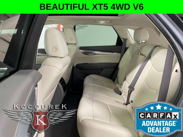 Used 2021 Cadillac XT5 Premium Luxury AWD/4WD image 21