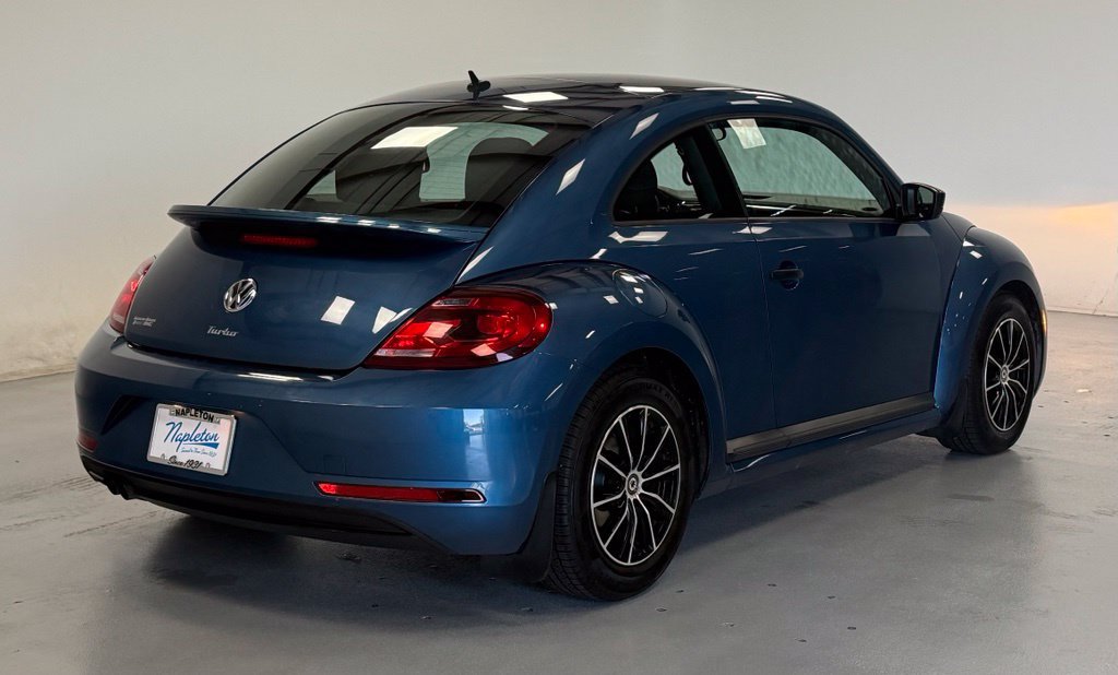 Used 2018 Volkswagen Beetle 2.0T S FWD image 3