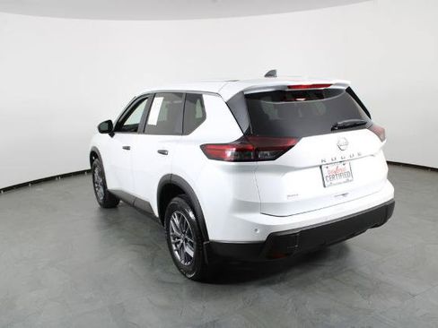 Certified 2025 Nissan Rogue S FWD image 16