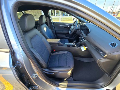 New 2026 Buick Envista Preferred w/ Convenience II Package image 19