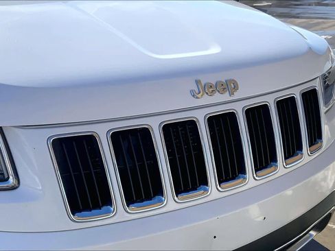 Used 2015 Jeep Grand Cherokee Limited image 32