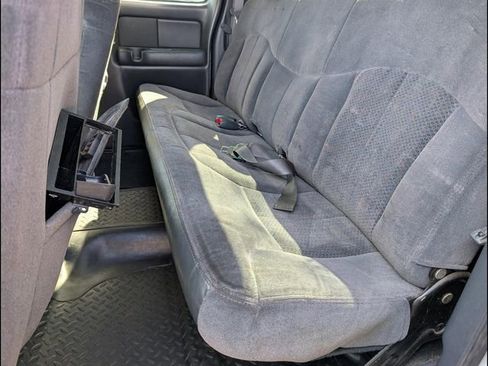 Used 2002 Chevrolet Silverado 1500 LS w/ Off-Road Pkg image 9