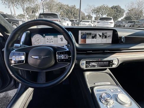 Used 2023 Genesis G90 3.5T image 12