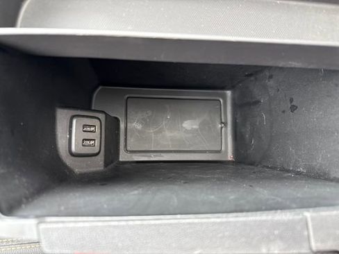 Used 2021 GMC Terrain SLT w/ Infotainment Package II image 26