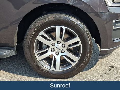 Used 2024 Ford Expedition Limited RWD image 10