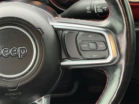 Used 2020 Jeep Gladiator Rubicon image 12
