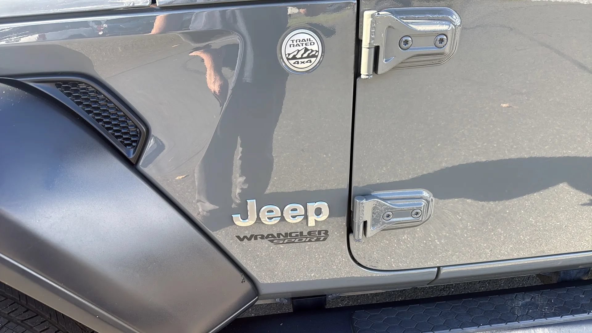 Used 2020 Jeep Wrangler Sport AWD/4WD image 27