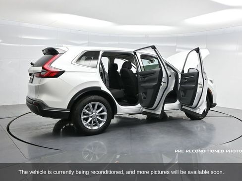 Used 2025 Honda CR-V EX image 4