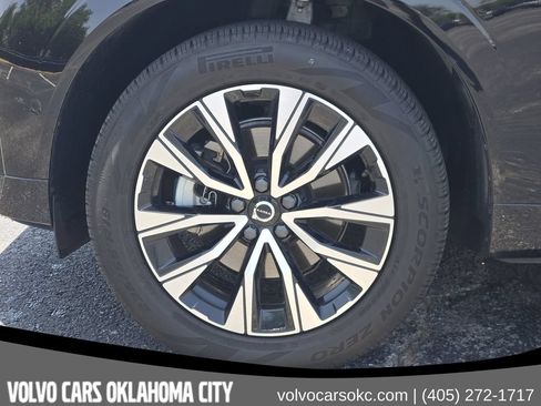 Certified 2024 Volvo XC60 B5 Plus AWD/4WD image 10