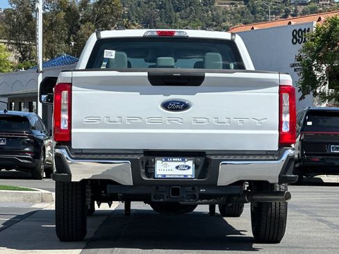 New 2026 Ford F250 XL w/ XL Chrome Package RWD image 4