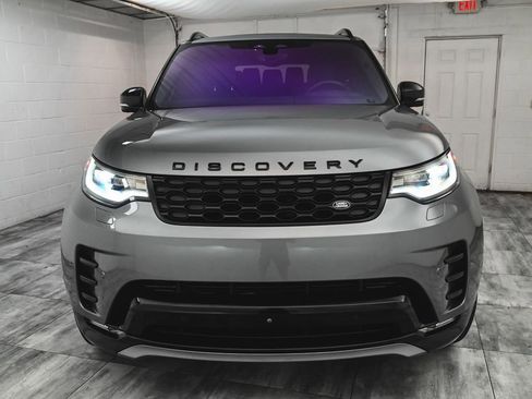 Used 2022 Land Rover Discovery S R-Dynamic AWD/4WD image 2