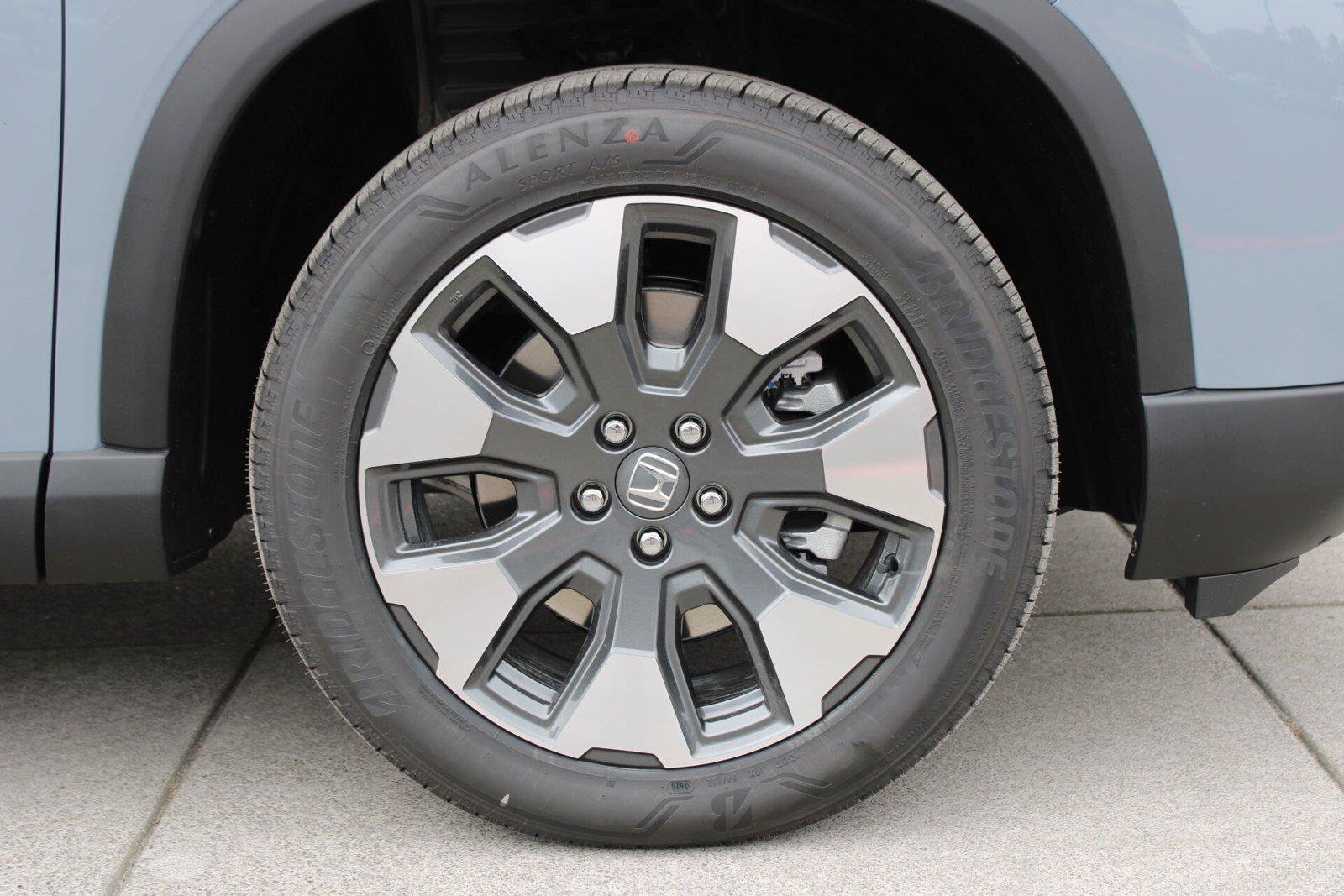 New 2026 Honda Pilot Elite image 9