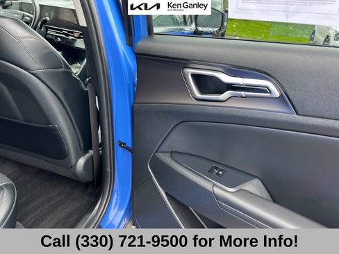 Certified 2026 Kia Sportage EX FWD image 57