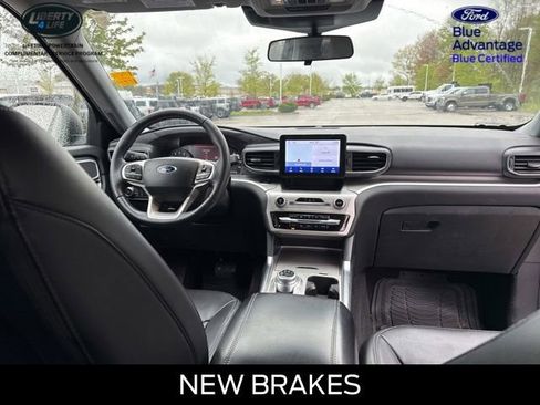 Certified 2022 Ford Explorer XLT w/ Equipment Group 202A AWD/4WD image 13